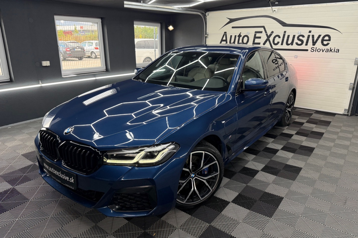 Ponuka vozidiel / BMW Rad 5 530e xDrive A/T - video