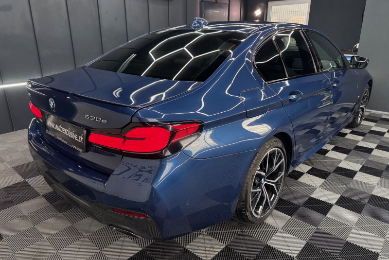 Ponuka vozidiel / BMW Rad 5 530e xDrive A/T - video Ponuka vozidiel / BMW Rad 5 530e xDrive A/T - video
