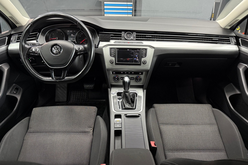  Ponuka vozidiel / Volkswagen Passat Variant 1.6 DSG - video
