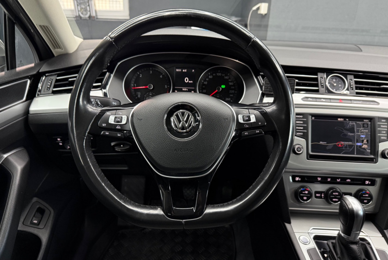  Ponuka vozidiel / Volkswagen Passat Variant 1.6 DSG - video