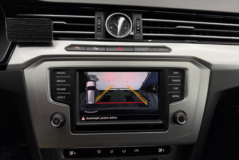  Ponuka vozidiel / Volkswagen Passat Variant 1.6 DSG - video