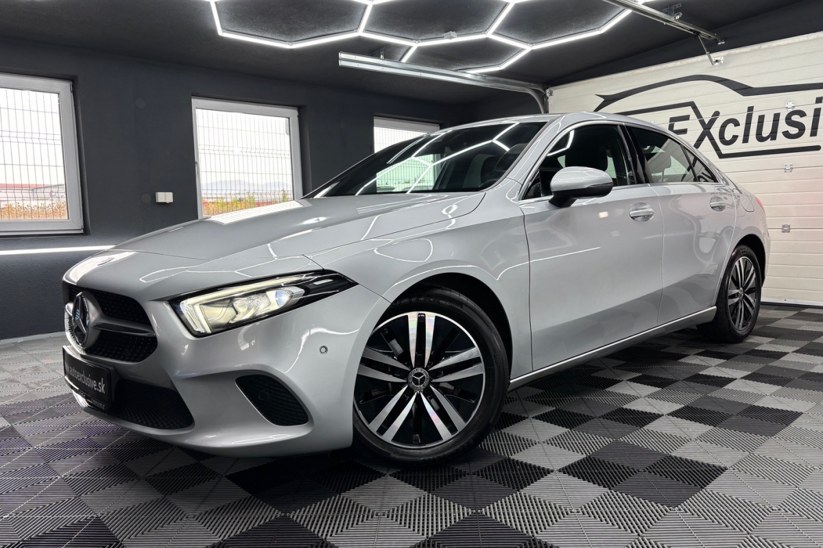 Ponuka vozidiel / Mercedes-Benz A trieda 180 d /T - video Ponuka vozidiel / Mercedes-Benz A trieda 180 d /T - video