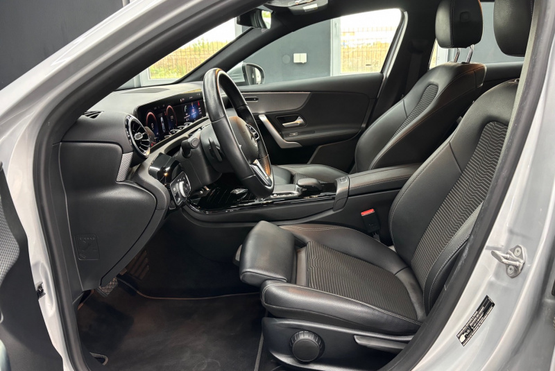  Ponuka vozidiel / Mercedes-Benz A trieda 180 d /T - video