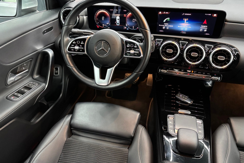 Ponuka vozidiel / Mercedes-Benz A trieda 180 d /T - video