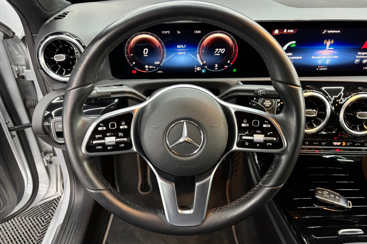 Ponuka vozidiel / Mercedes-Benz A trieda 180 d /T - video