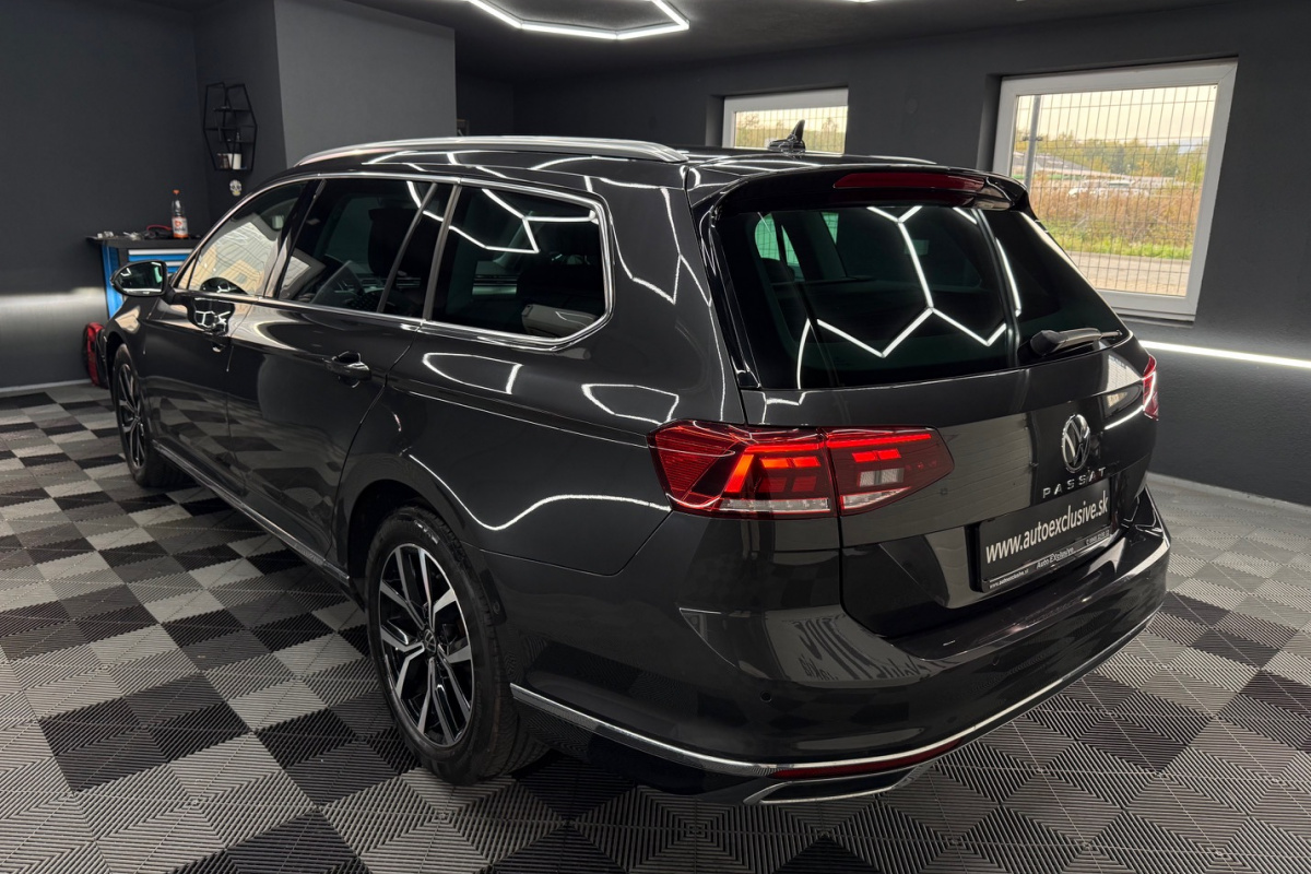 Ponuka vozidiel / Volkswagen Passat Variant 2.0 TDI EVO Elegance DSG - video