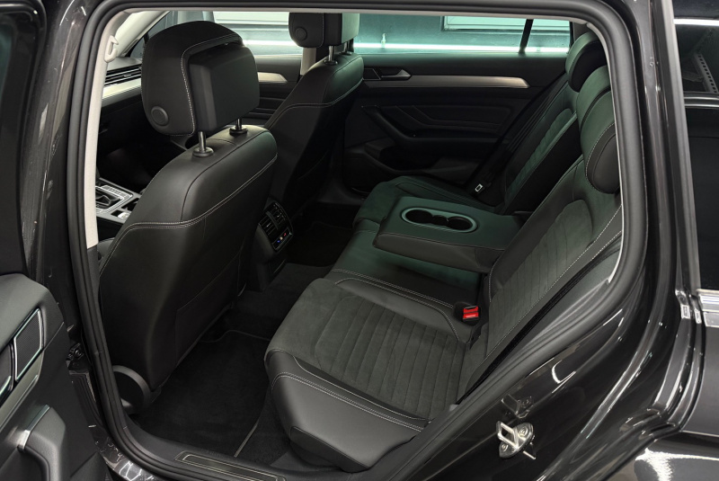  Ponuka vozidiel / Volkswagen Passat Variant 2.0 TDI EVO Elegance DSG - video