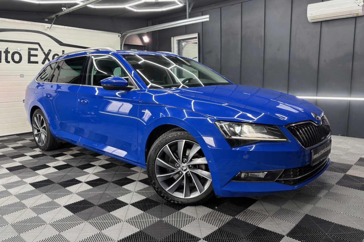 Ponuka vozidiel / Škoda Superb Combi 2.0 TDI 4x4 LAURIN & KLEMENT - video