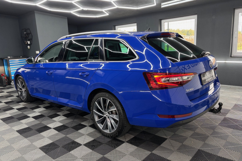 Ponuka vozidiel / Škoda Superb Combi 2.0 TDI 4x4 LAURIN & KLEMENT - video