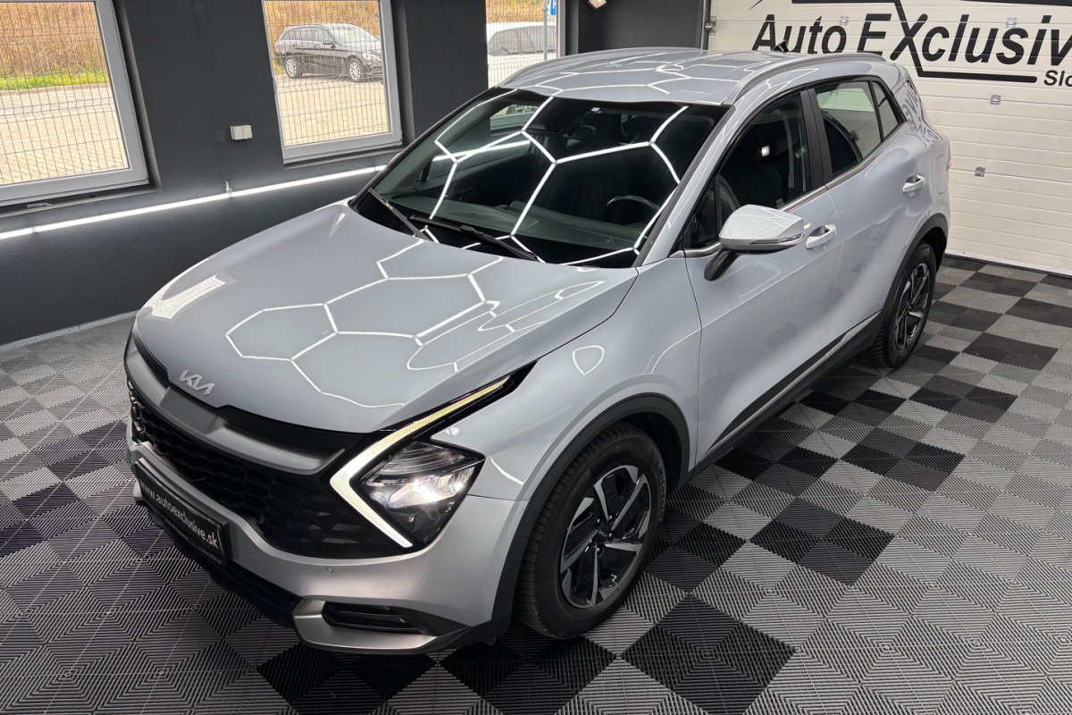 Ponuka vozidiel / Kia Sportage 1.6 CRDi mHEV Gold A/T - video