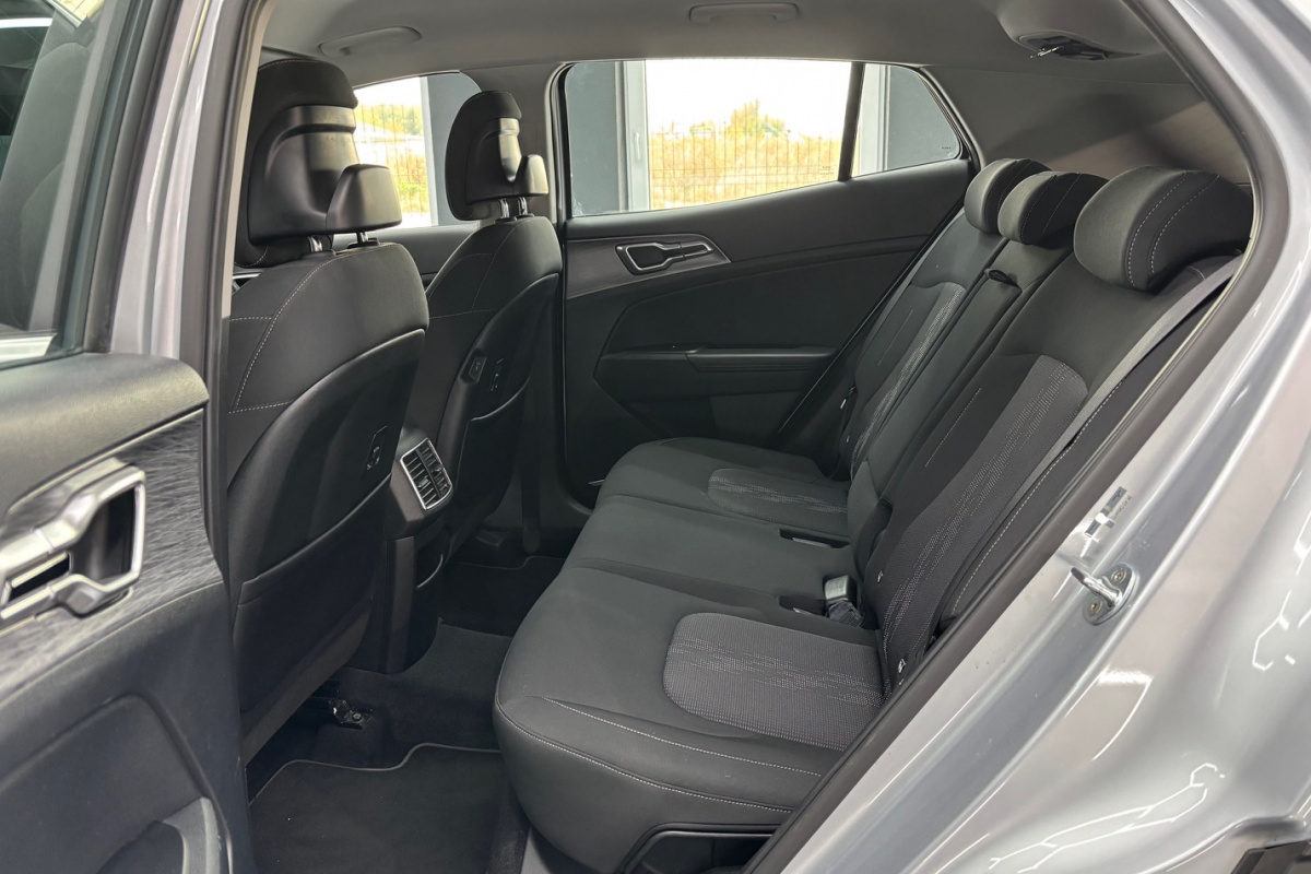 Ponuka vozidiel / Kia Sportage 1.6 CRDi mHEV Gold A/T - video