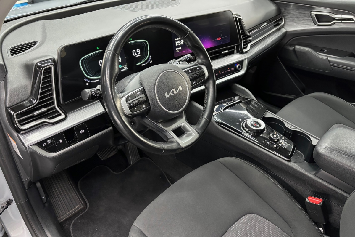 Ponuka vozidiel / Kia Sportage 1.6 CRDi mHEV Gold A/T - video Ponuka vozidiel / Kia Sportage 1.6 CRDi mHEV Gold A/T - video