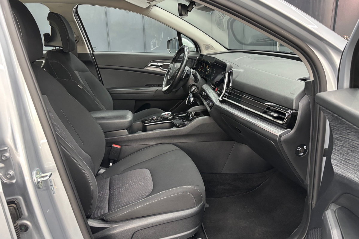 Ponuka vozidiel / Kia Sportage 1.6 CRDi mHEV Gold A/T - video