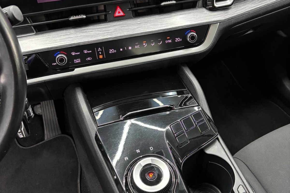 Ponuka vozidiel / Kia Sportage 1.6 CRDi mHEV Gold A/T - video