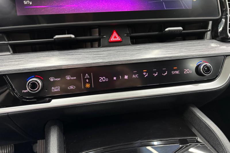 Ponuka vozidiel / Kia Sportage 1.6 CRDi mHEV Gold A/T - video Ponuka vozidiel / Kia Sportage 1.6 CRDi mHEV Gold A/T - video