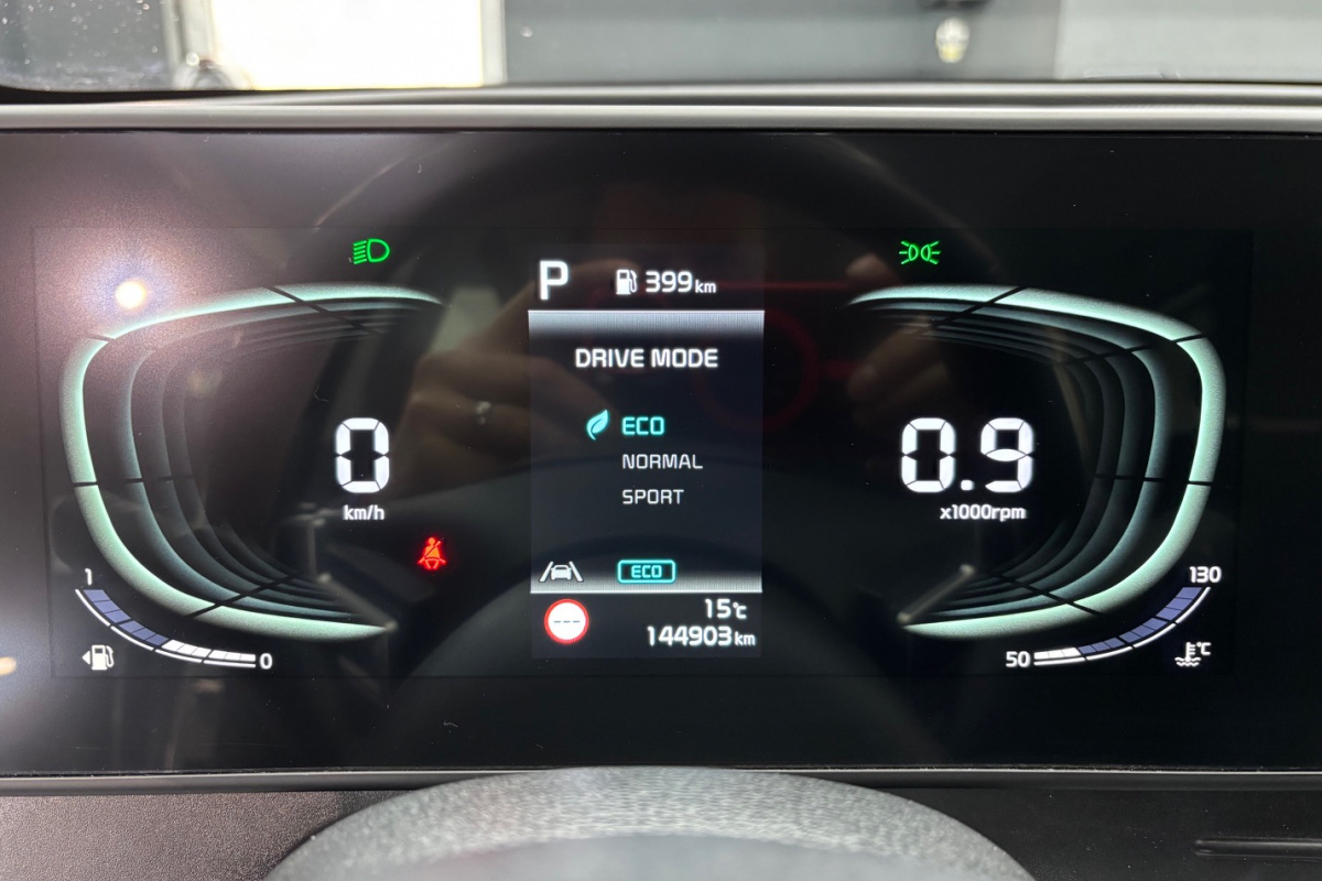 Ponuka vozidiel / Kia Sportage 1.6 CRDi mHEV Gold A/T - video