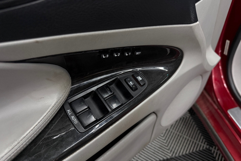  Ponuka vozidiel / Lexus GS 300 F/E1/M1 - video