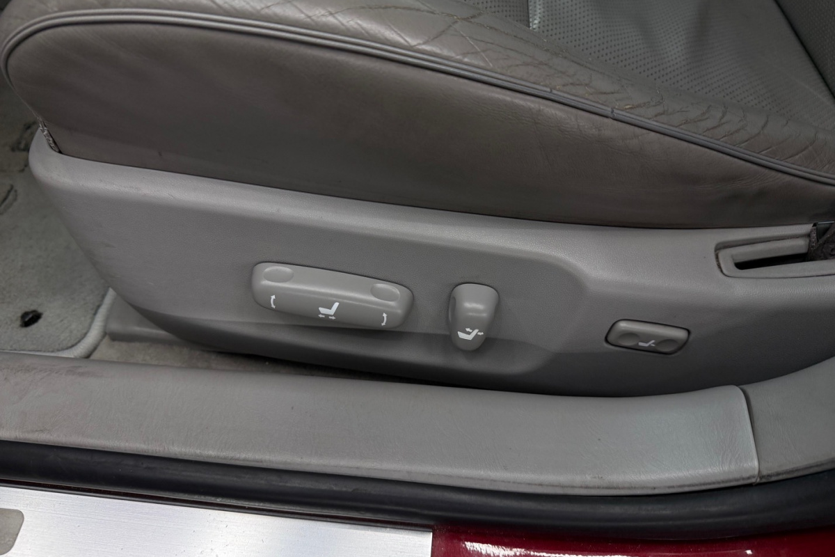 Ponuka vozidiel / Lexus GS 300 F/E1/M1 - video