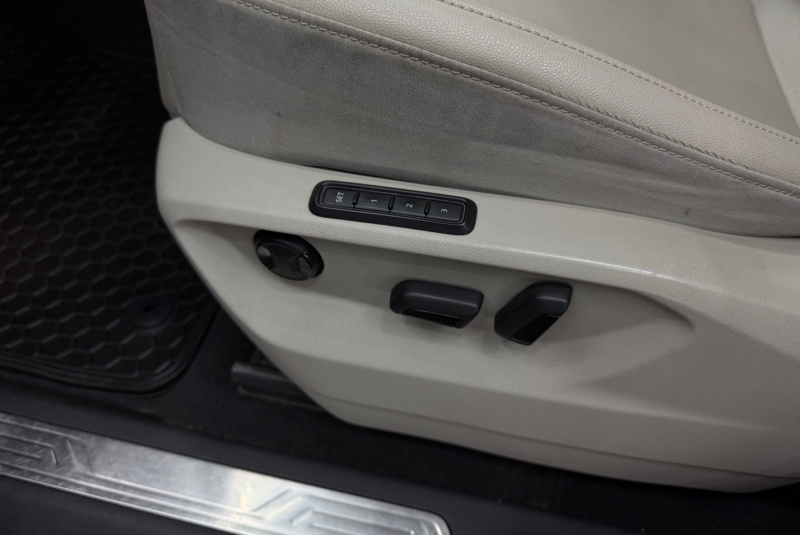  Ponuka vozidiel / Volkswagen Atlas R-Line 3.6 V6 4Motion DSG - video