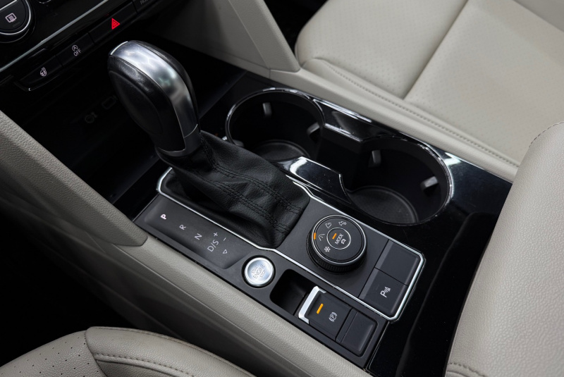  Ponuka vozidiel / Volkswagen Atlas R-Line 3.6 V6 4Motion DSG - video