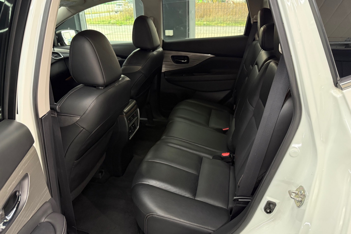 Ponuka vozidiel / Nissan Murano 3.5 - video