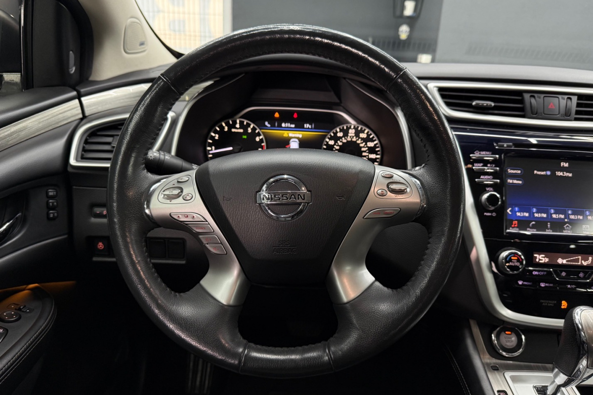 Ponuka vozidiel / Nissan Murano 3.5 - video