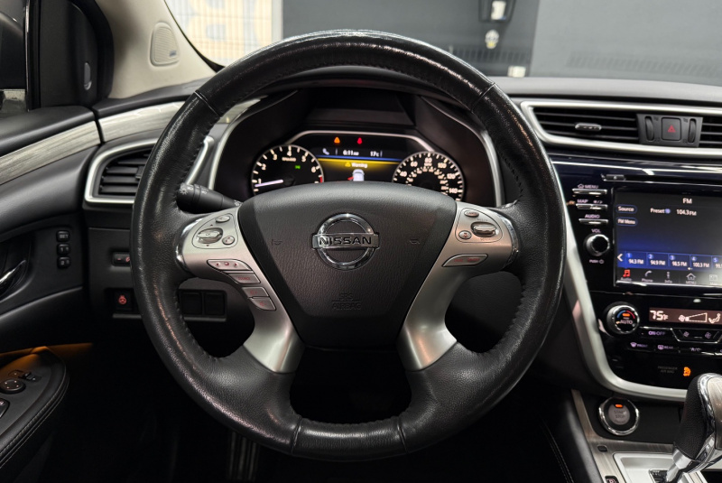  Ponuka vozidiel / Nissan Murano 3.5 - video