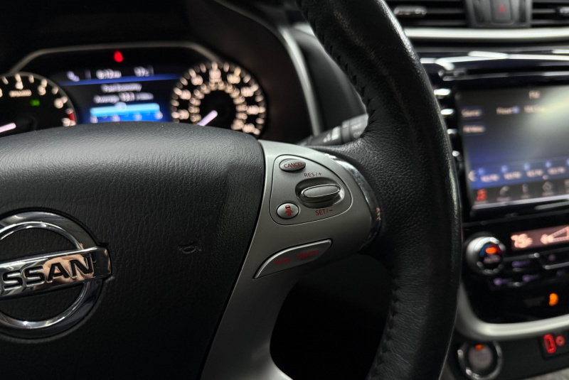  Ponuka vozidiel / Nissan Murano 3.5 - video