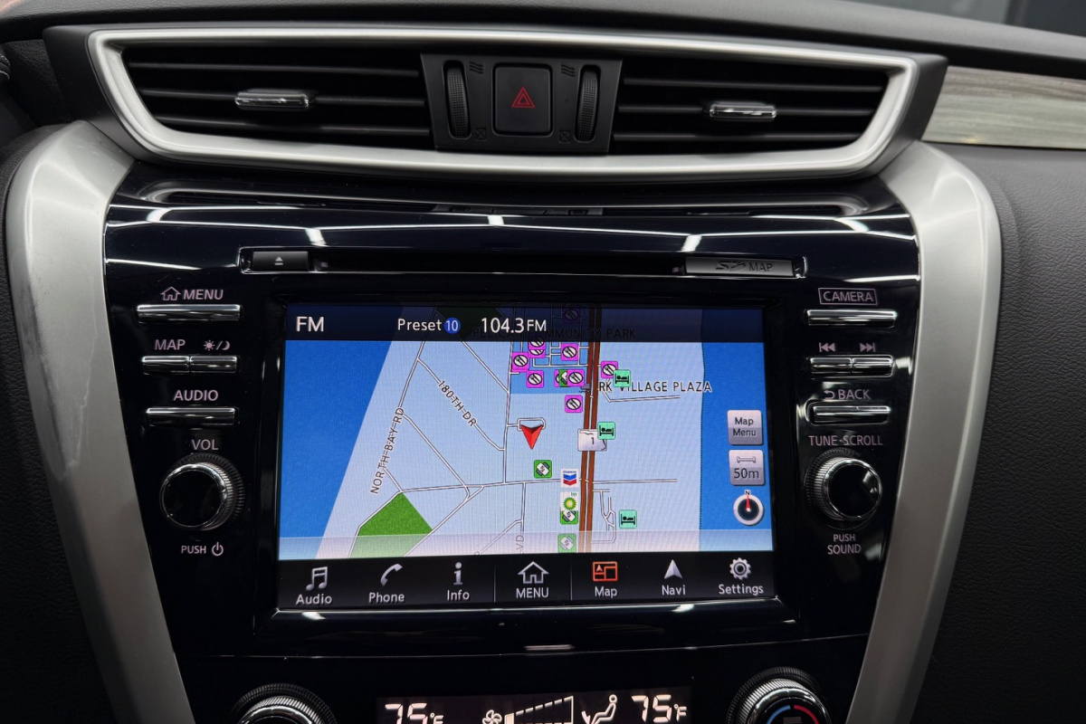 Ponuka vozidiel / Nissan Murano 3.5 - video