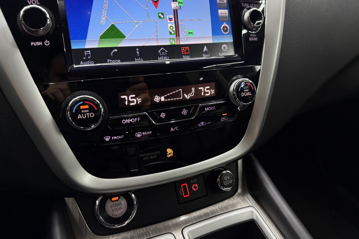 Ponuka vozidiel / Nissan Murano 3.5 - video