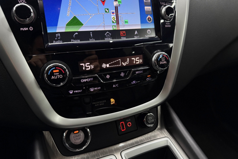  Ponuka vozidiel / Nissan Murano 3.5 - video