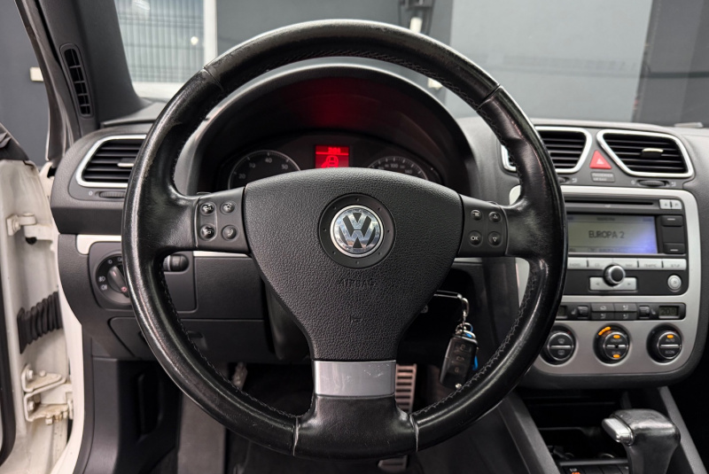  Ponuka vozidiel / Volkswagen Eos 3.2 V6 FSI DSG - video