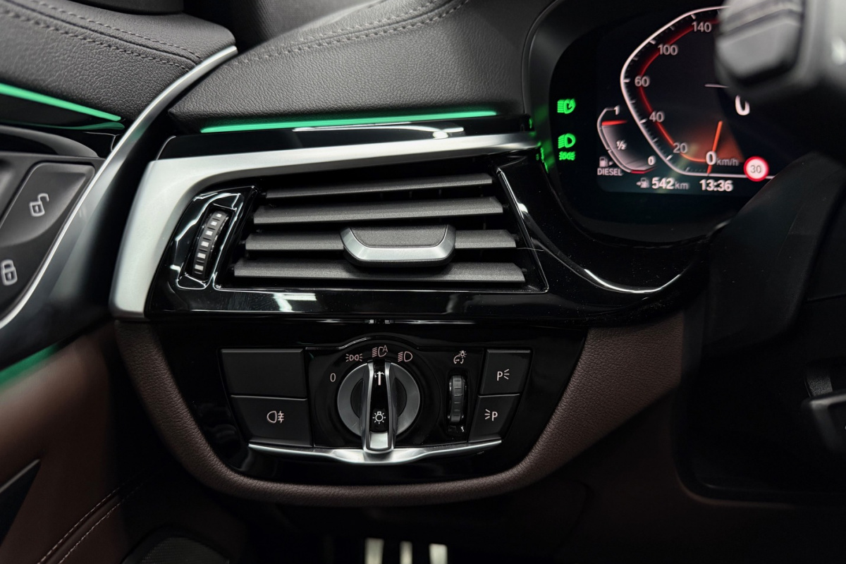 Ponuka vozidiel / BMW Rad 6 GT 640d mHEV xDrive Gran Turismo A/T - video