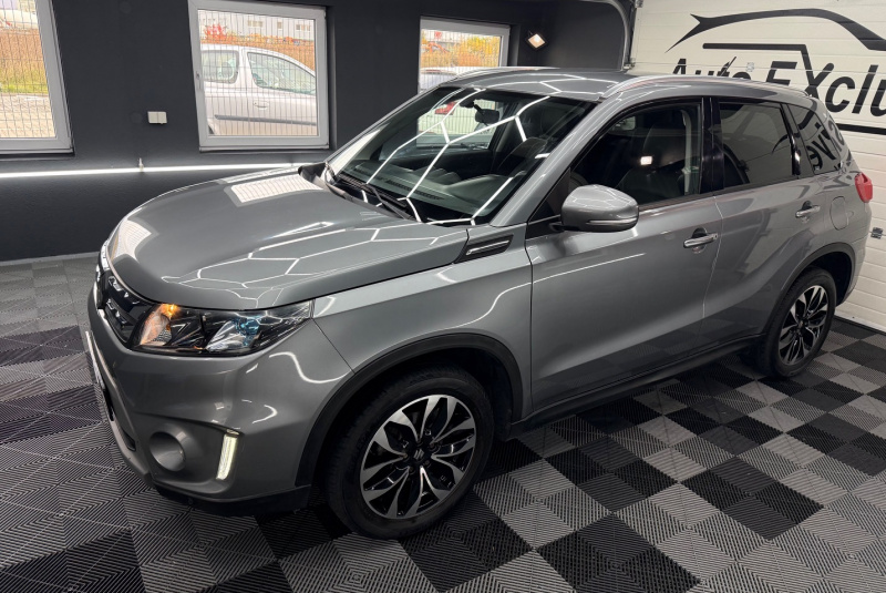  Ponuka vozidiel / Suzuki Vitara 1.6 VVT Comfort 2WD - video