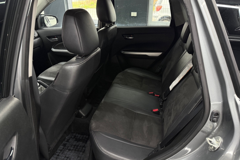 Ponuka vozidiel / Suzuki Vitara 1.6 VVT Comfort 2WD - video  Ponuka vozidiel / Suzuki Vitara 1.6 VVT Comfort 2WD - video