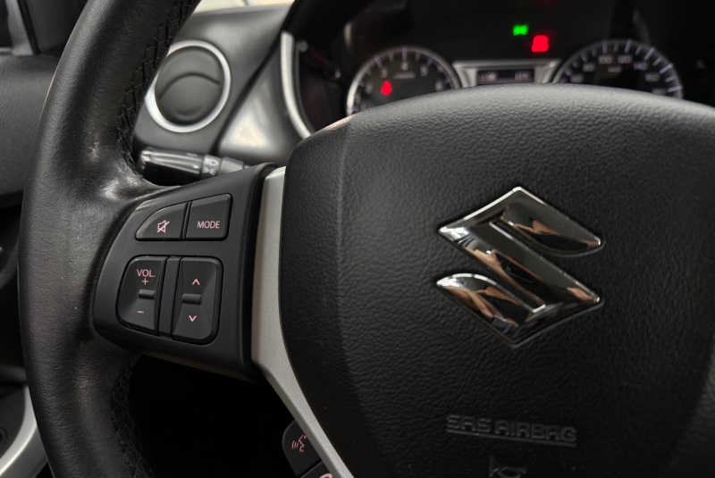  Ponuka vozidiel / Suzuki Vitara 1.6 VVT Comfort 2WD - video