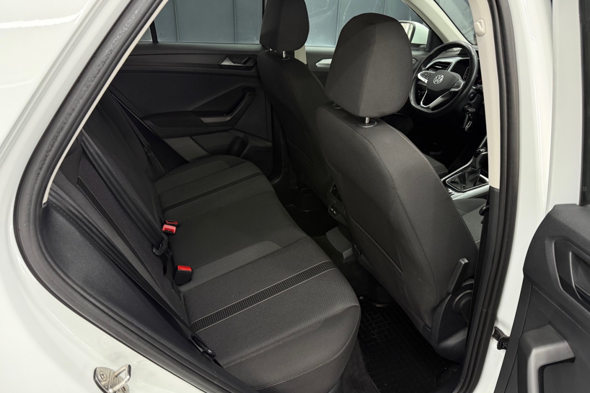 Ponuka vozidiel / Volkswagen T-Roc 1.5 TSI Style DSG - video