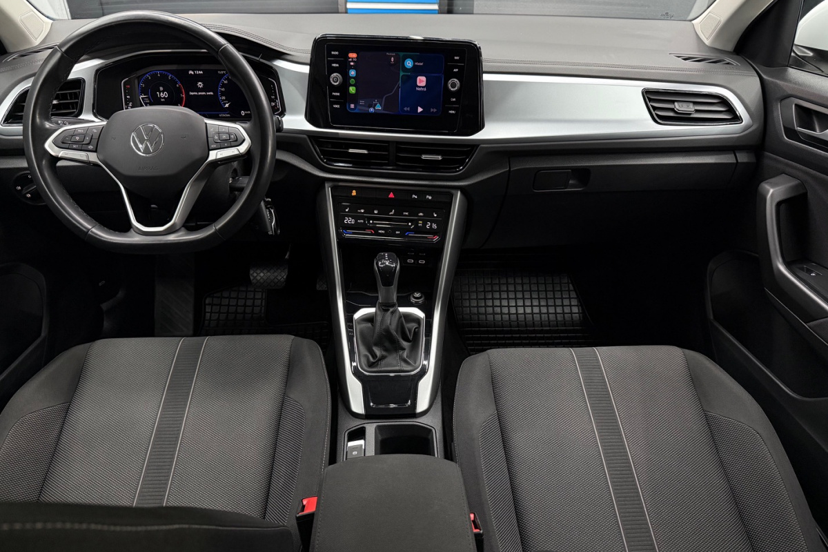 Ponuka vozidiel / Volkswagen T-Roc 1.5 TSI Style DSG - video