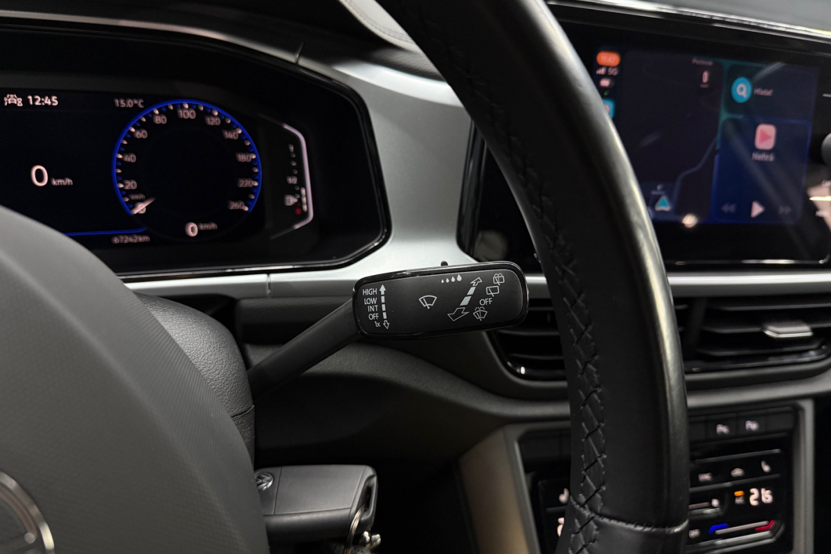 Ponuka vozidiel / Volkswagen T-Roc 1.5 TSI Style DSG - video