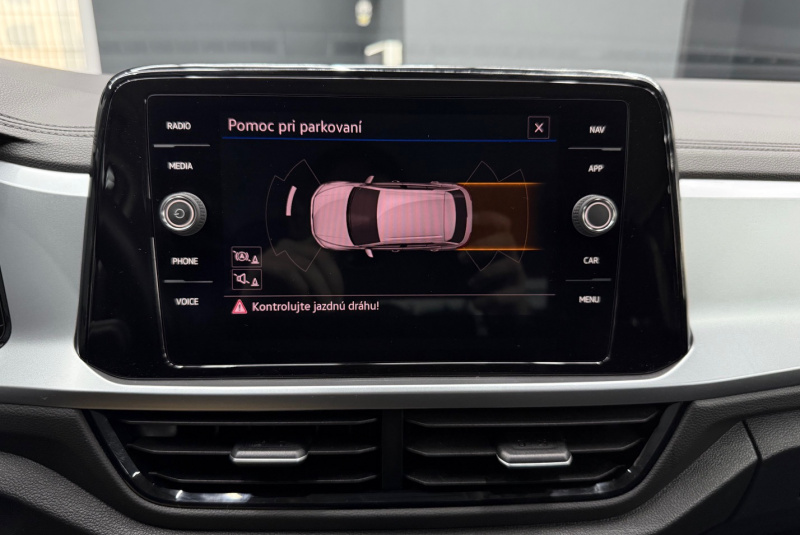  Ponuka vozidiel / Volkswagen T-Roc 1.5 TSI Style DSG - video