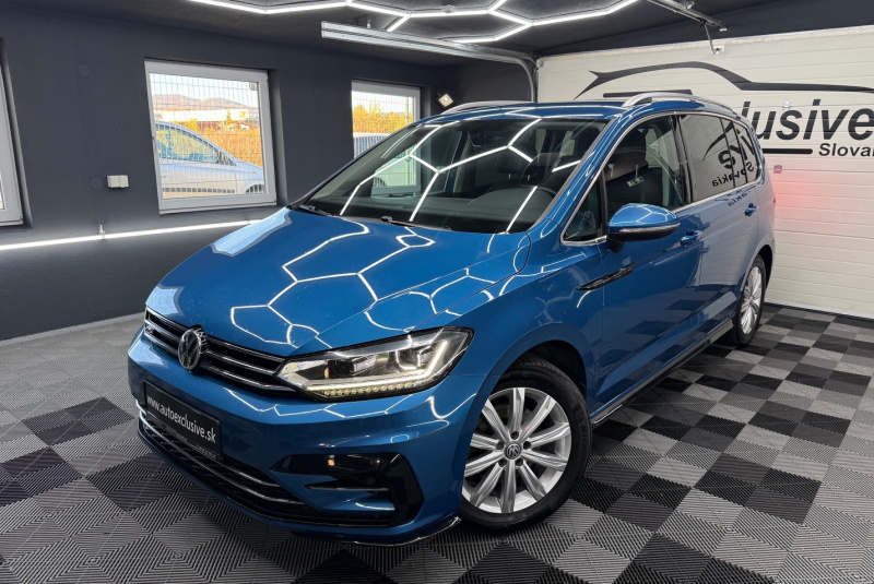 Ponuka vozidiel / Volkswagen Touran 1.4 TSI BMT R-Line Highline DSG - video  Ponuka vozidiel / Volkswagen Touran 1.4 TSI BMT R-Line Highline DSG - video