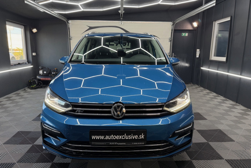  Ponuka vozidiel / Volkswagen Touran 1.4 TSI BMT R-Line Highline DSG - video