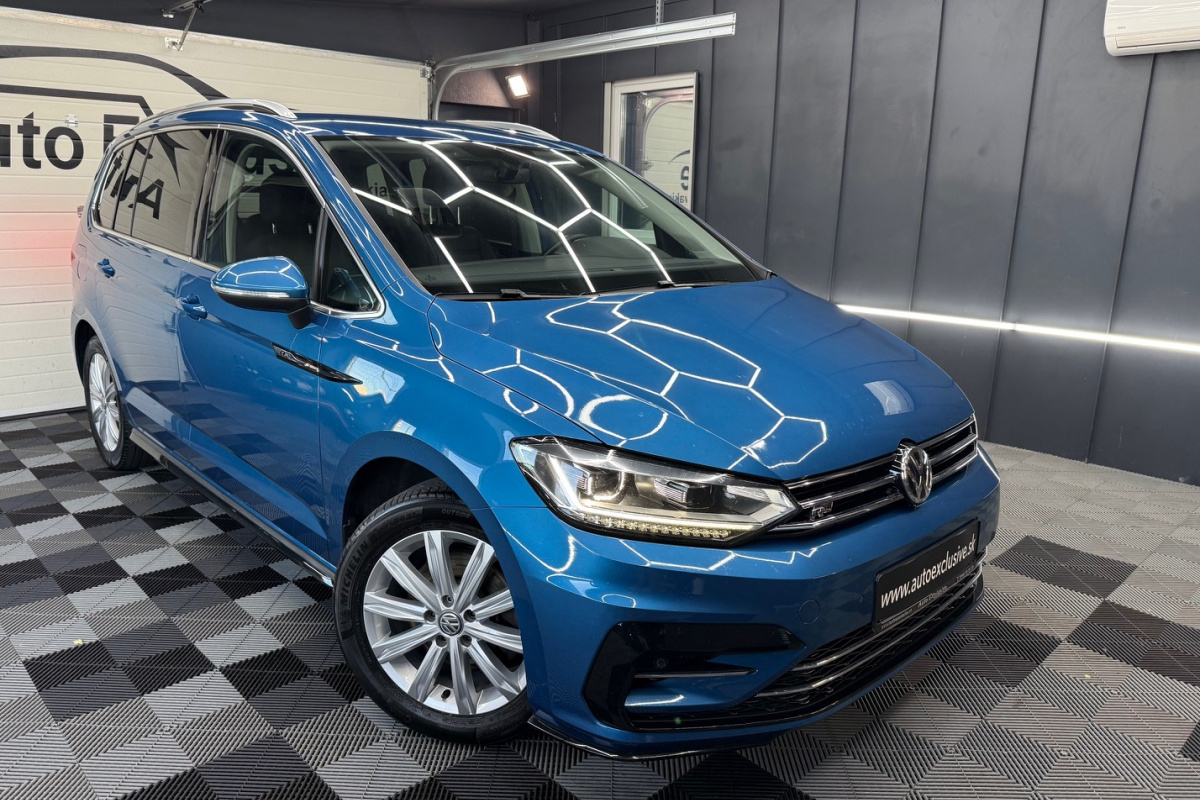 Ponuka vozidiel / Volkswagen Touran 1.4 TSI BMT R-Line Highline DSG - video