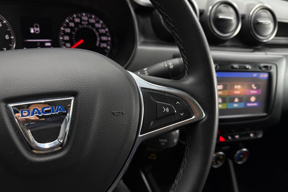 Ponuka vozidiel / Dacia Duster 1.2 TCe S S Prestige 4x4 - video