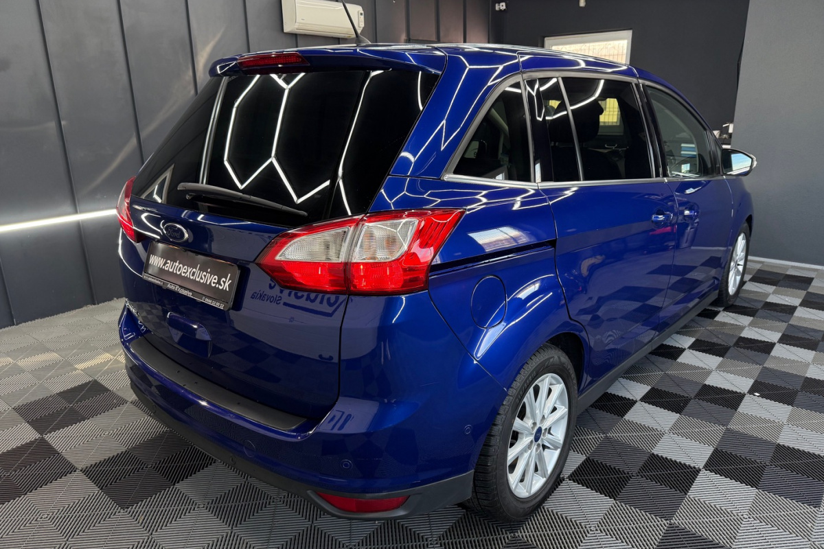 Ponuka vozidiel / Ford Grand C-Max 1.5 TDCi 120k Titanium A/T - video