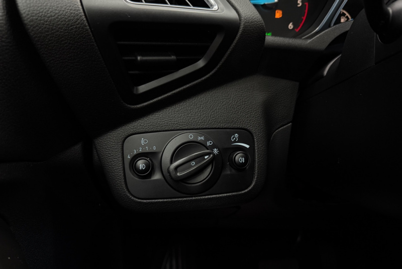 Ponuka vozidiel / Ford Grand C-Max 1.5 TDCi 120k Titanium A/T - video Ponuka vozidiel / Ford Grand C-Max 1.5 TDCi 120k Titanium A/T - video