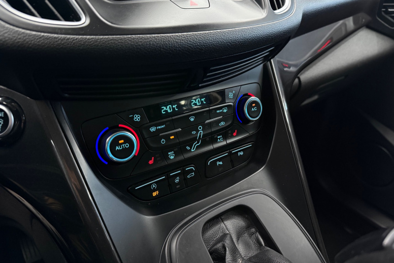  Ponuka vozidiel / Ford Grand C-Max 1.5 TDCi 120k Titanium A/T - video