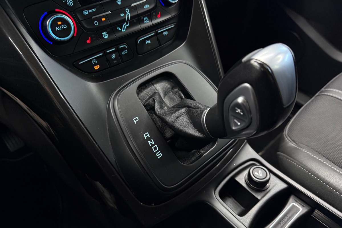 Ponuka vozidiel / Ford Grand C-Max 1.5 TDCi 120k Titanium A/T - video