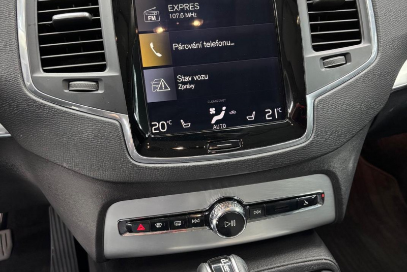  Ponuka vozidiel / Volvo XC90 2.0 T5 MOMENTUM 4x4 7-MIEST - video