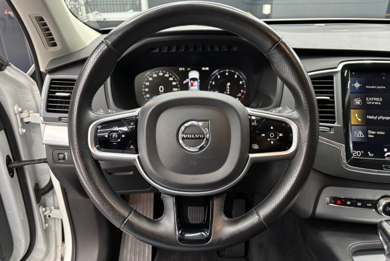  Ponuka vozidiel / Volvo XC90 2.0 T5 MOMENTUM 4x4 7-MIEST - video